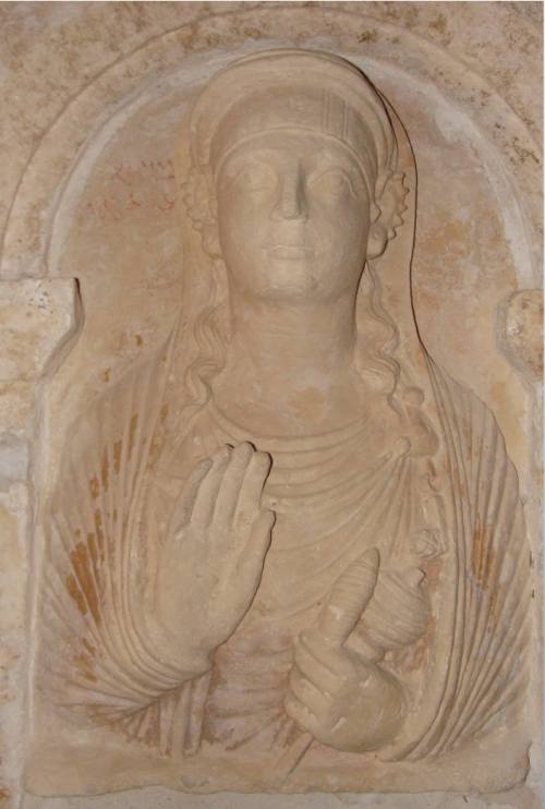 Woman-blessing_Palmyra-Syria.jpg